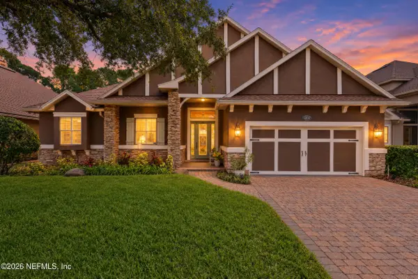 13107 Highland Glen E Way, Jacksonville, FL 32224