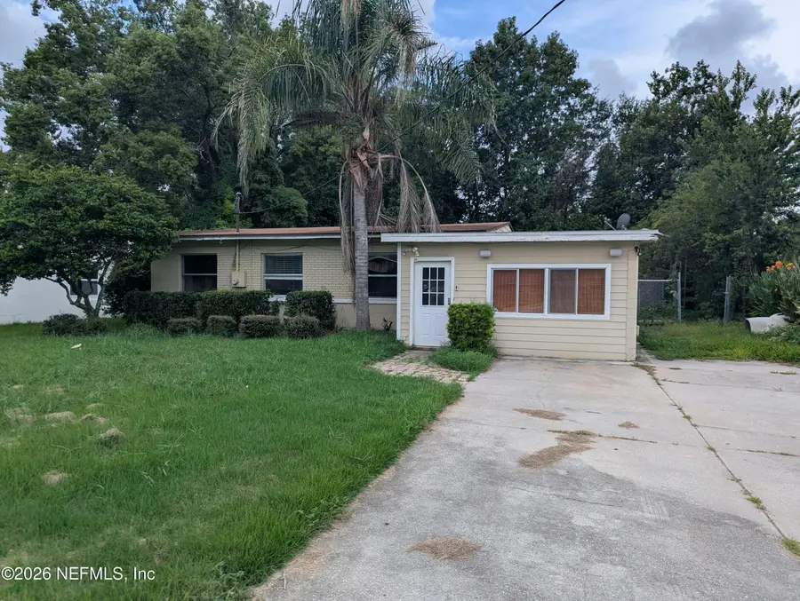 6220 Pennant W Drive, Jacksonville, FL 32244 - #2