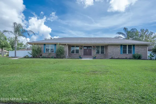 377 Foxridge Road, Orange Park, FL 32065