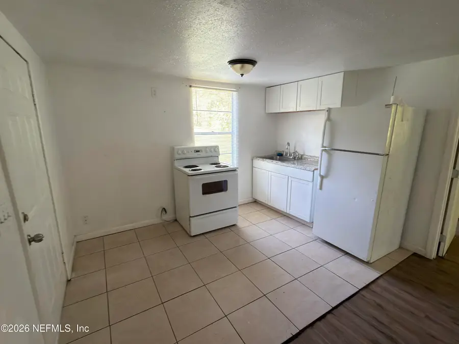 8161 Thrasher Avenue, Jacksonville, FL 32219 - #3