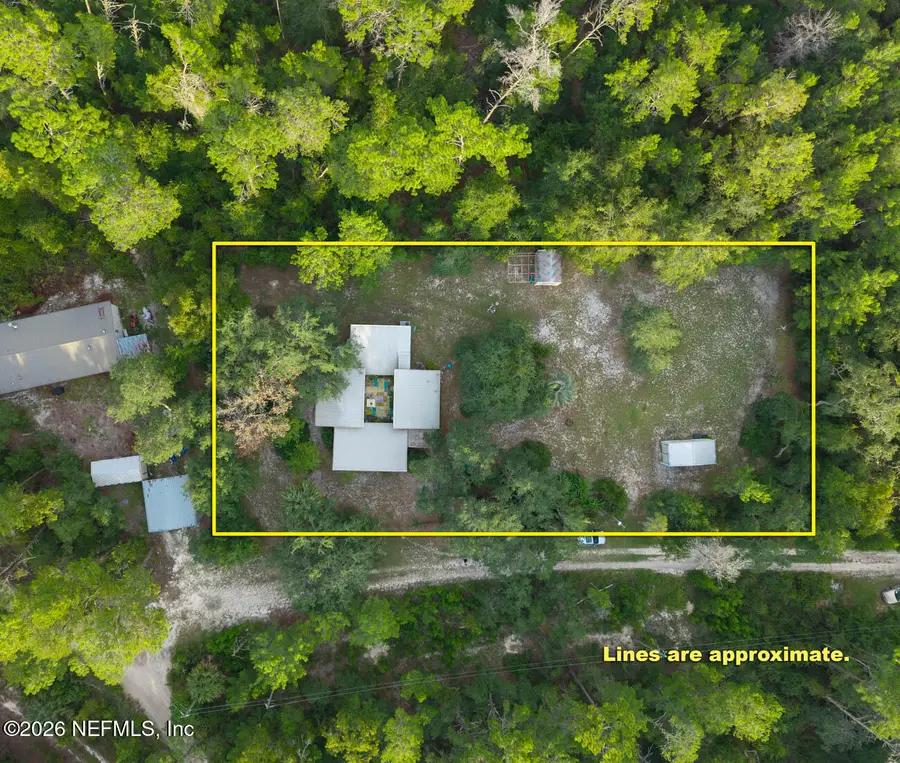 112 Pennsylvania Ave Avenue, Satsuma, FL 32189 - #3