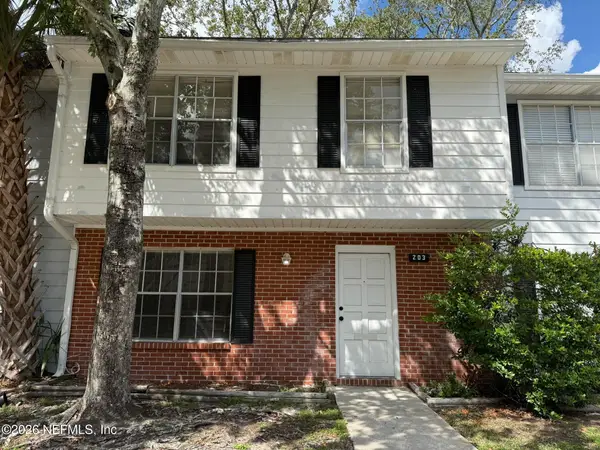 203 Kettering Court, Orange Park, FL 32073