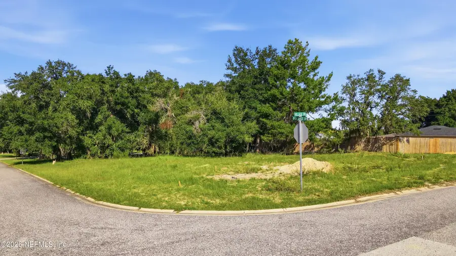 112 Village Drive, Welaka, FL 32193 - #2