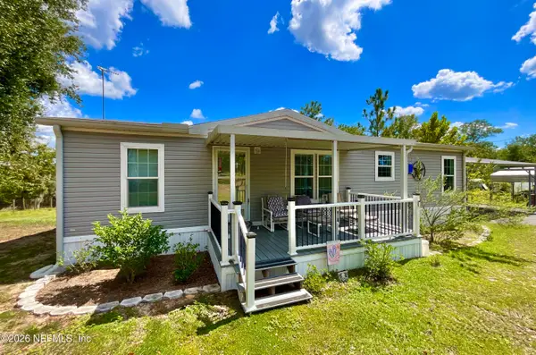 104 Silver Dollar Drive, Hawthorne, FL 32640
