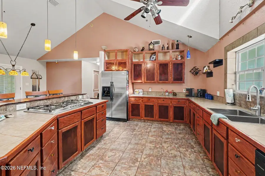 103 Iowa Avenue, Satsuma, FL 32189 - #2