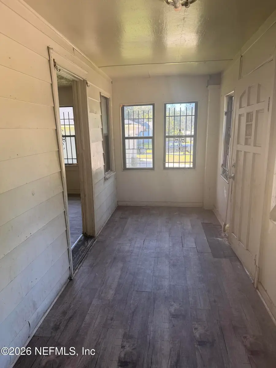 1556 W 32nd Street, Jacksonville, FL 32209 - #3