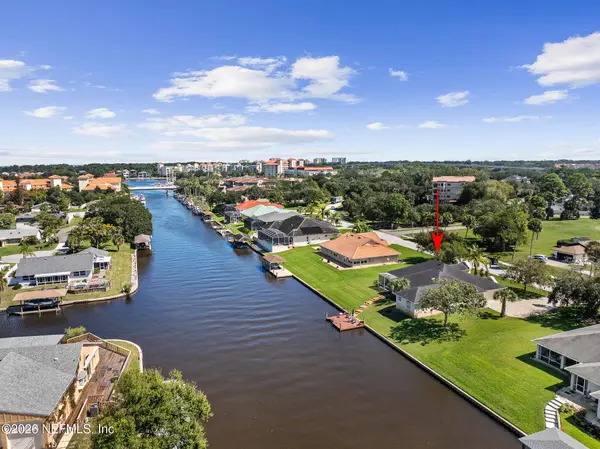 88 Club House Drive, Palm Coast, FL 32137