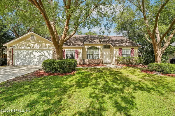 3302 Deerfield Pointe Drive, Orange Park, FL 32073