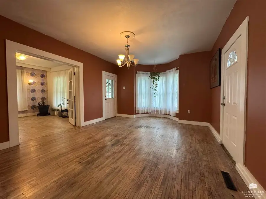 519 NE 7th St., Abilene, KS 67410 - Image #3