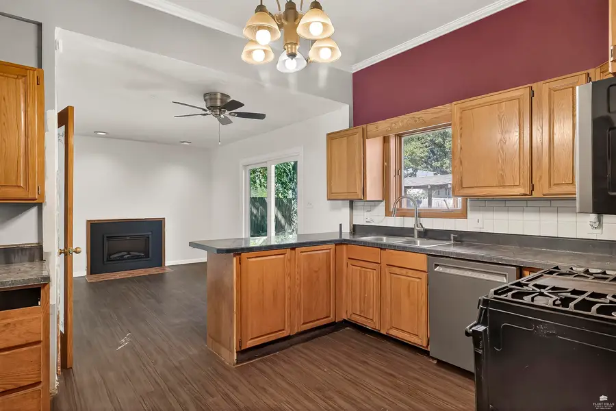 306 3rd Street, Wakefield, KS 67487 - Image #3