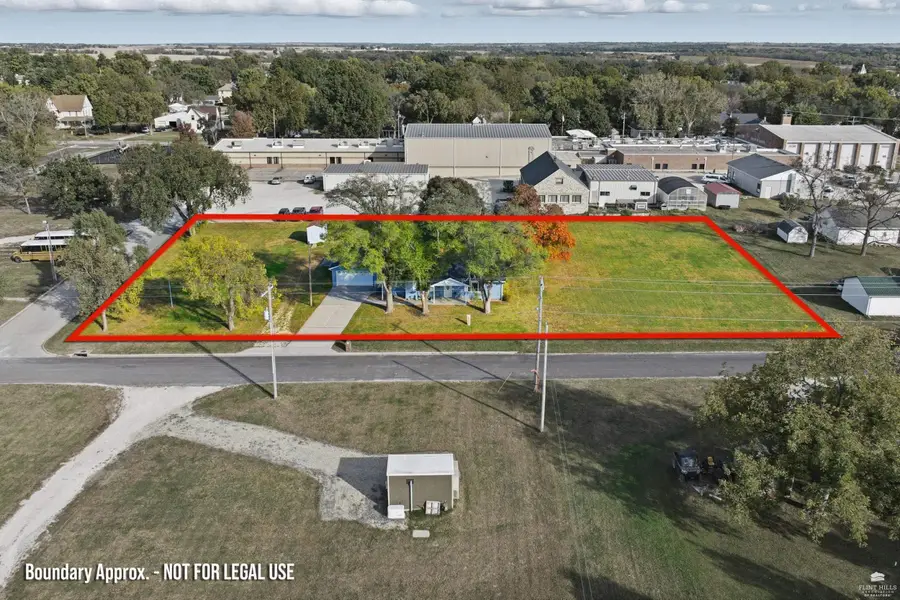 701 N Elm St, Frankfort, KS 66427 - Image #3