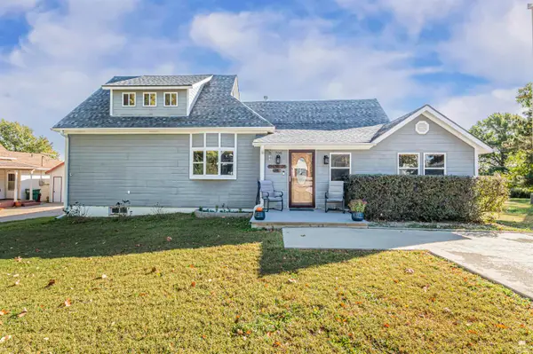 706 Grove Street, Wakefield, KS 67487