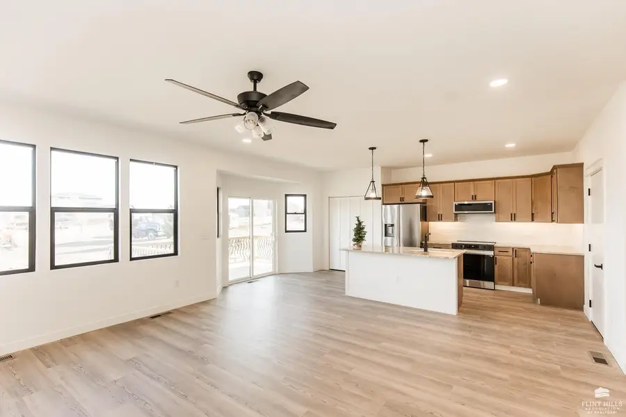 2529 Wren Lane, Junction City, KS 66441 - Image #3