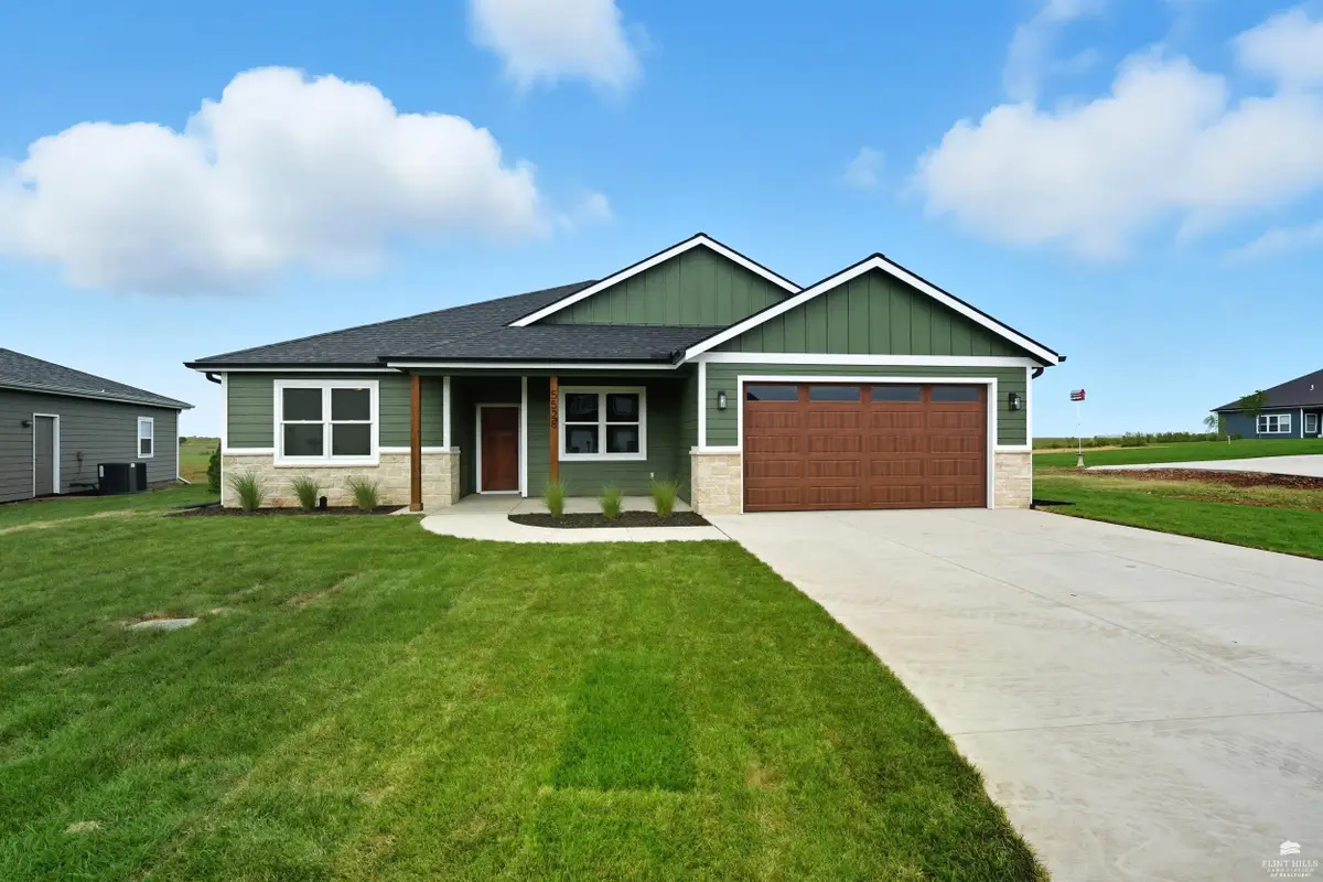 5528 Goheen Dr., Manhattan, KS 66503 - Image #1