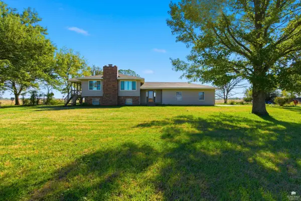22310 Half Moon Rd, Belvue, KS 66407