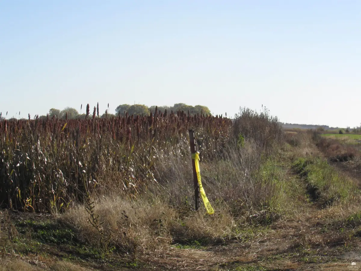 851 S 2700 Road, White City, KS 66872 - Image #1