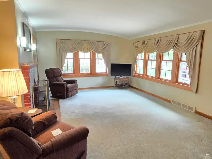 321 NE 9th Street, Abilene, KS 67410 - Image #3