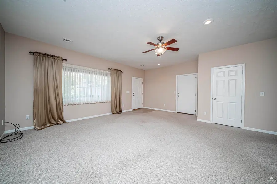 1221 NW 5th Street, Abilene, KS 67410 - Image #2