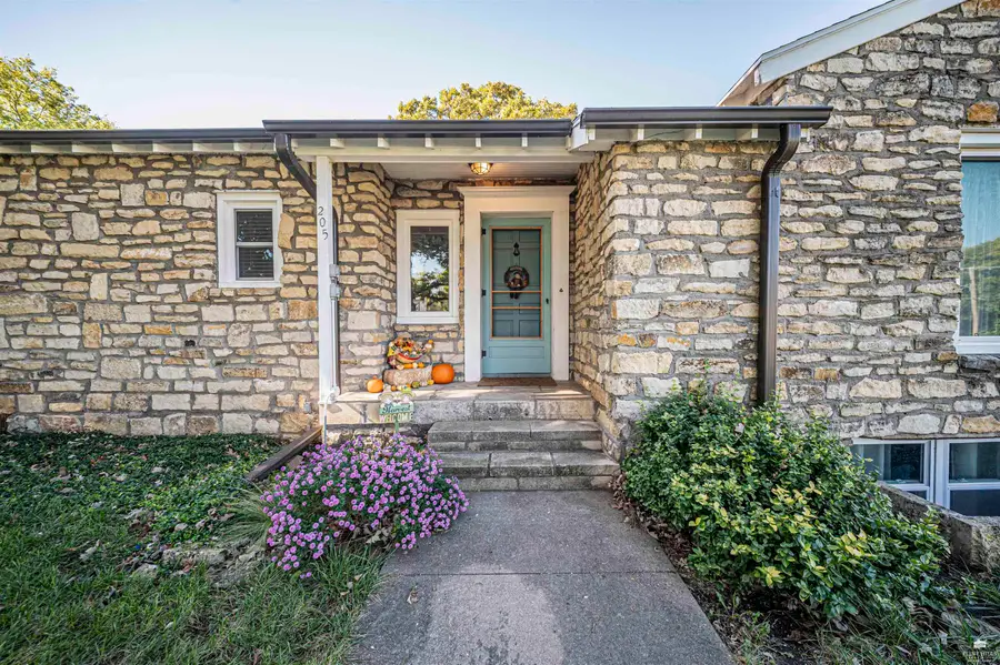 205 S Bridge Street, Enterprise, KS 67441 - Image #2