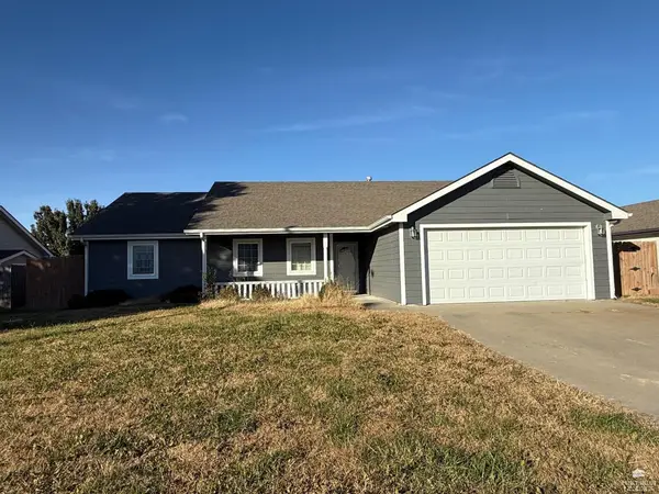404 Brookridge Drive, Manhattan, KS 66502