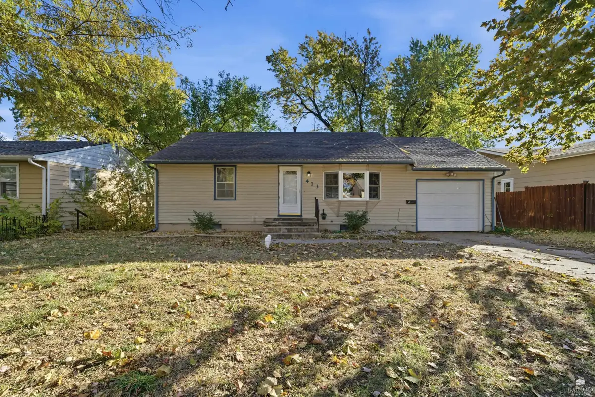 413 W Oak Street, Junction City, KS 66441 - Image #1