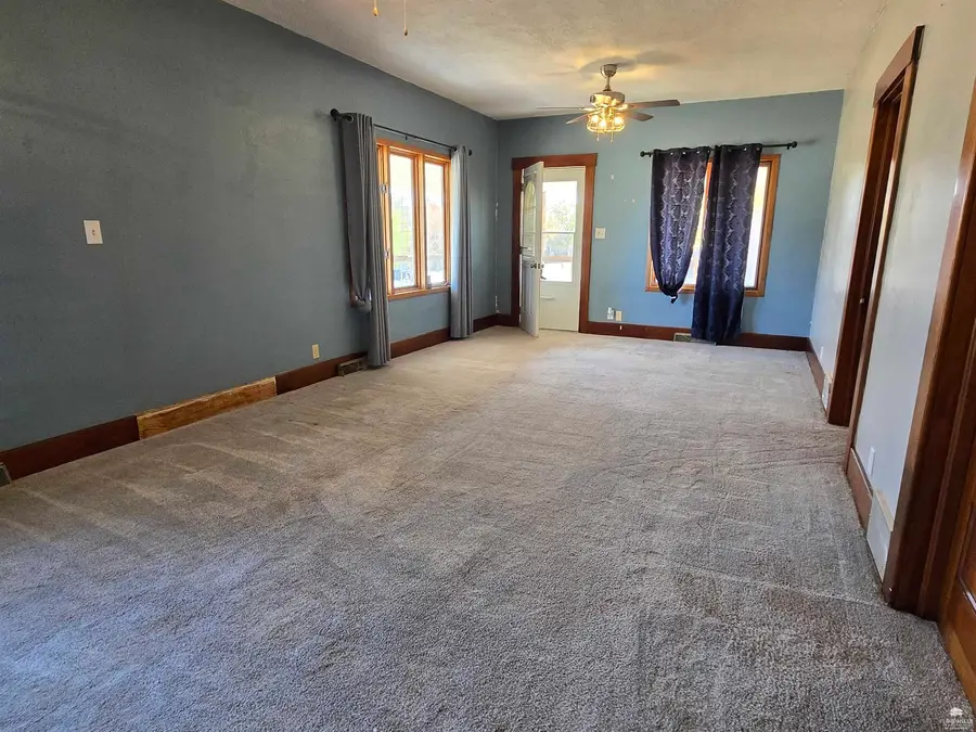 507 W 7th Street, Woodbine, KS 67492 - Image #3