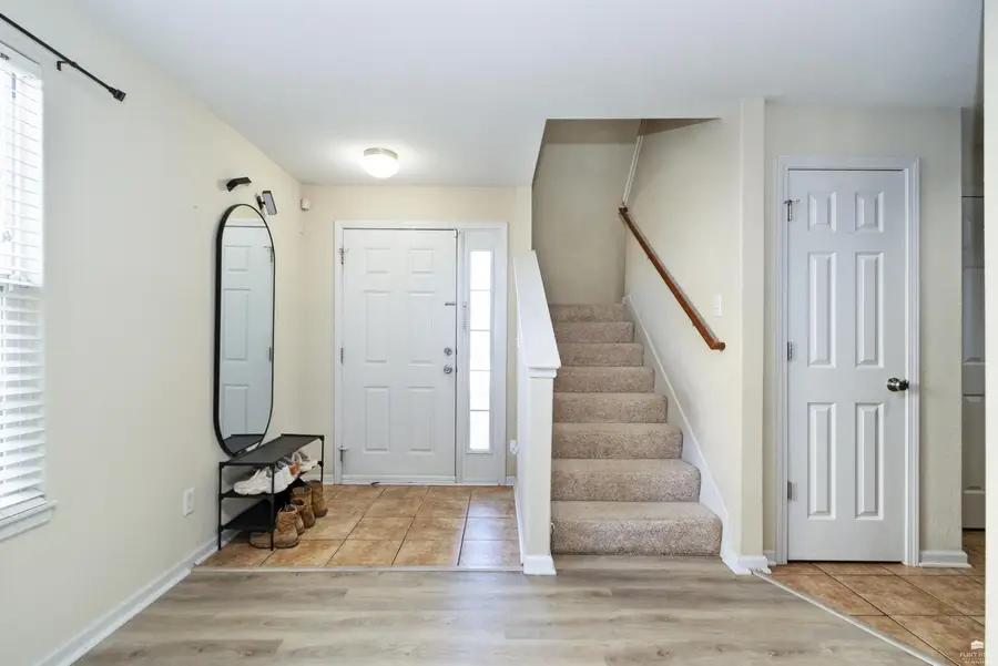 2304 Brooke Bend, Junction City, KS 66441 - Image #2