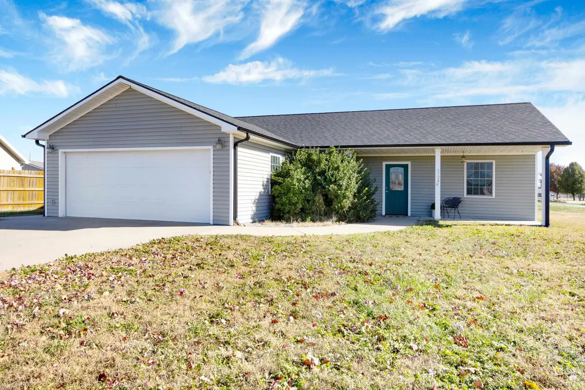 2720 Brookpark Drive, Manhattan, KS 66502 - Image #1