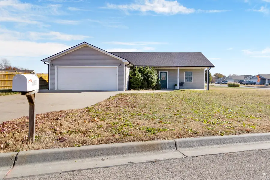 2720 Brookpark Drive, Manhattan, KS 66502 - Image #2