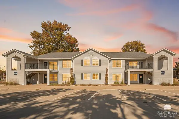 2430 Greenbriar Drive #Unit D, Manhattan, KS 66502