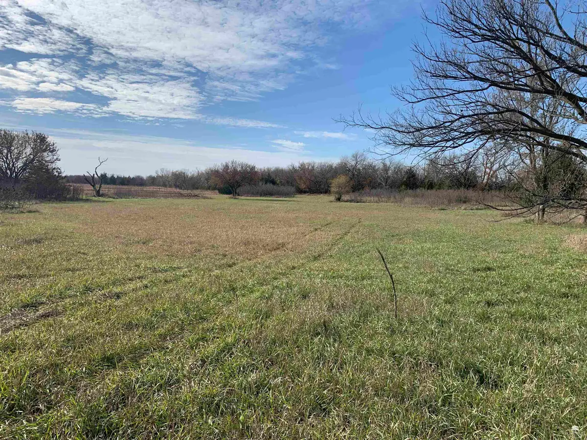 2100 Eden Road, Abilene, KS 67410 - Image #1