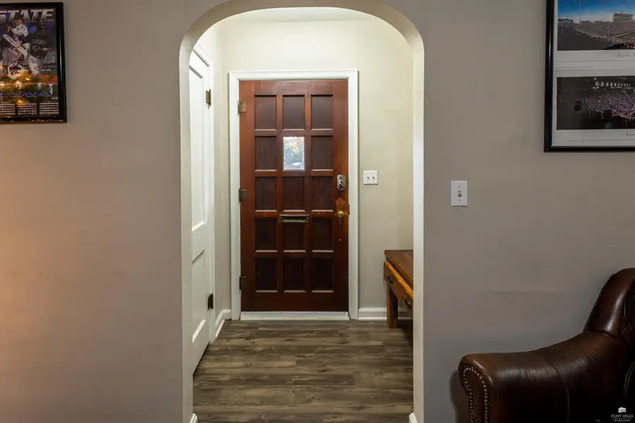 823 N 8th Street, Manhattan, KS 66502 - Image #3