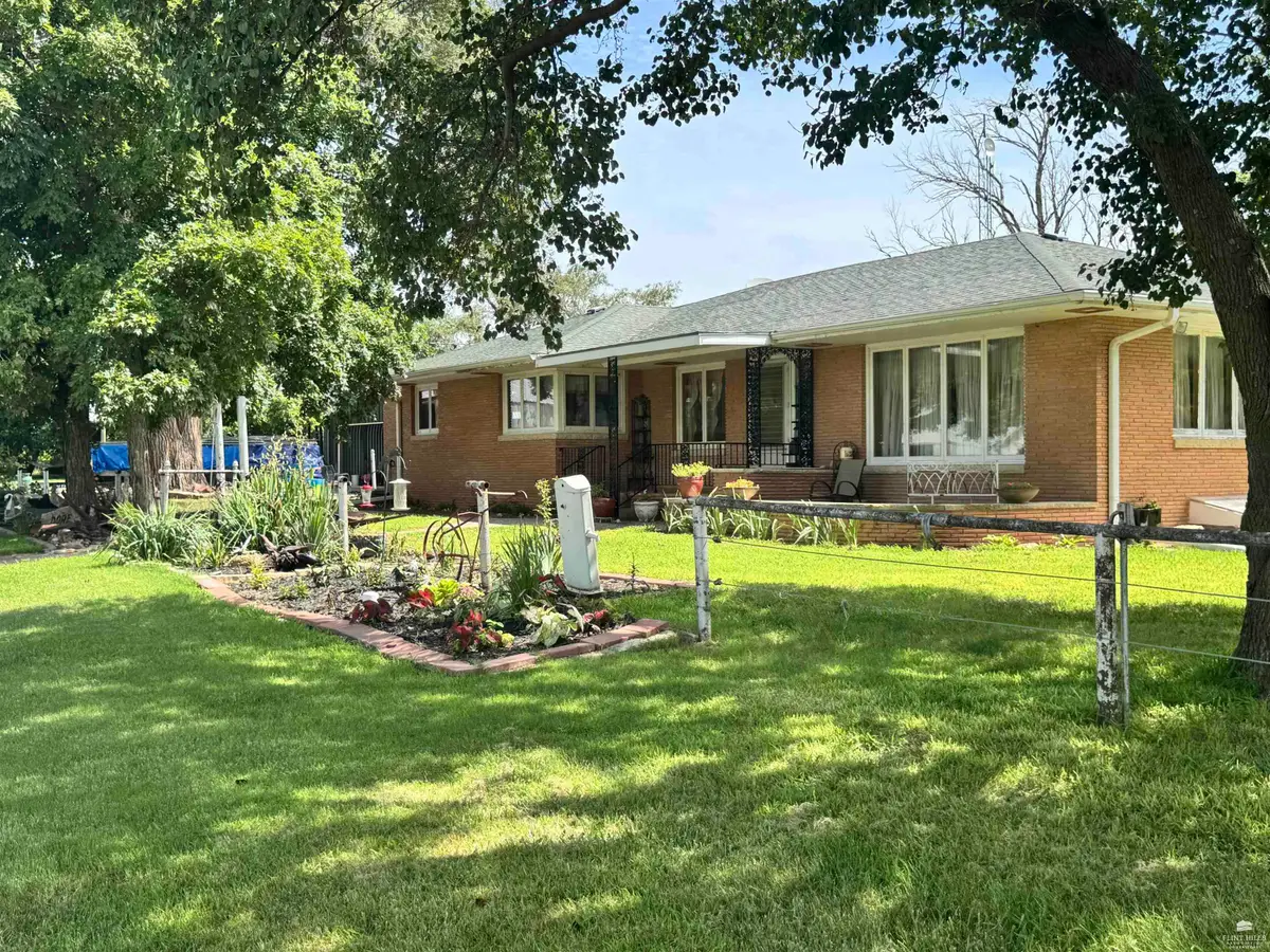 1332 100th Road, Peabody, KS 66866 - Image #1