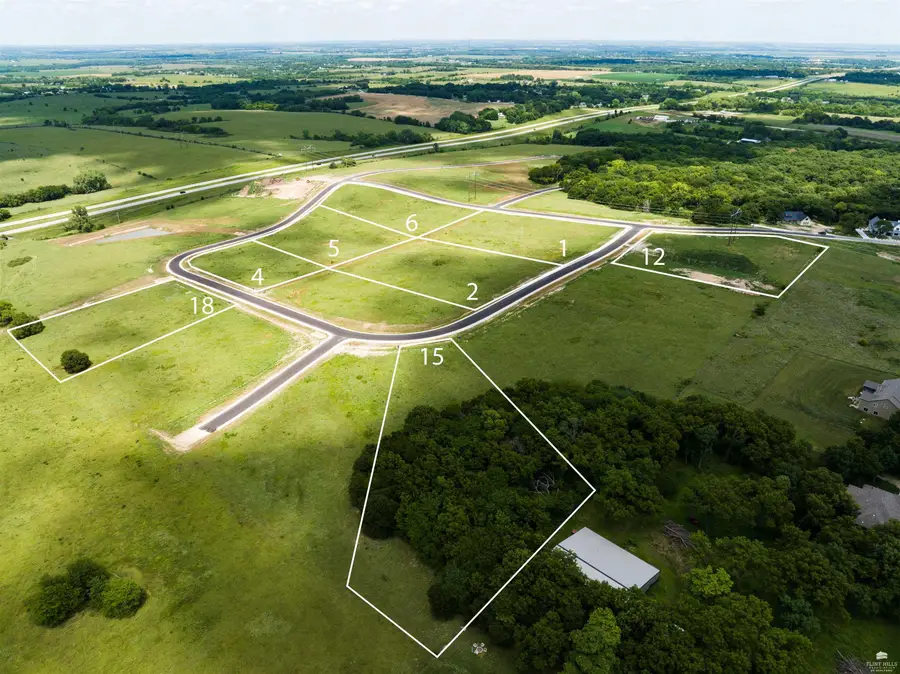 14200 Prairie Trail, Wamego, KS 66547 - Image #2