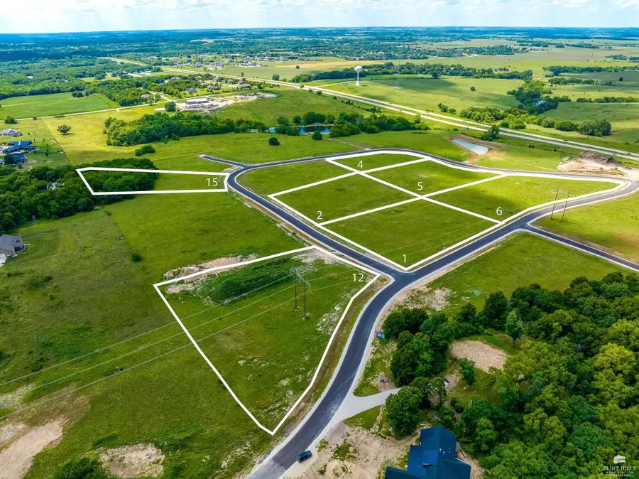 14200 Prairie Trail, Wamego, KS 66547 - Image #3