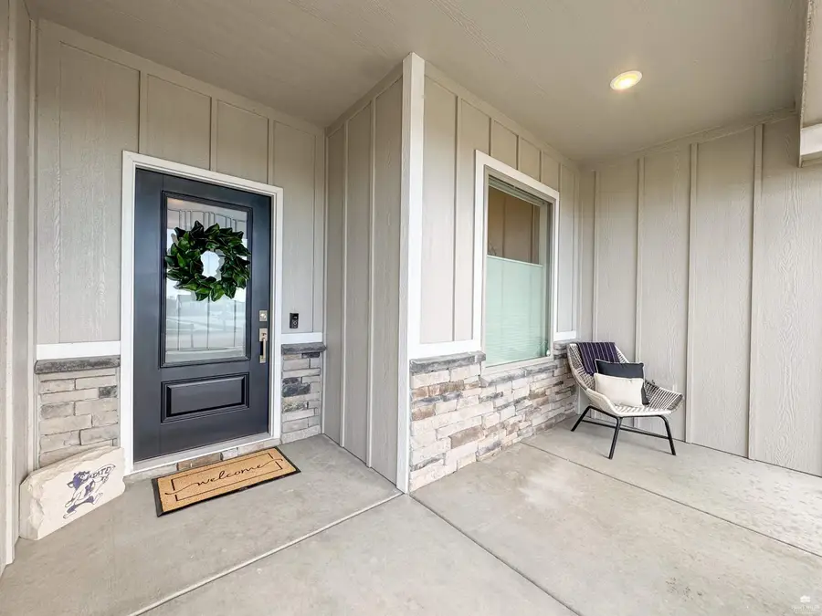 8693 Kinzie Jos Way, Manhattan, KS 66502 - Image #3