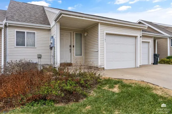 1305 Sundance Drive, Manhattan, KS 66503