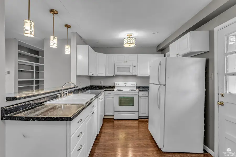 1541 Hartford Road #1541 Hartford, Manhattan, KS 66502 - Image #3