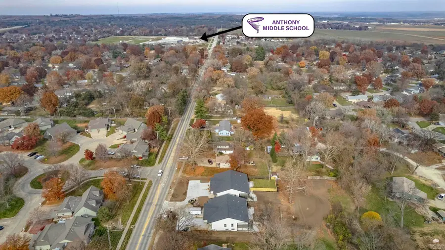 2018 Browning Avenue, Manhattan, KS 66502 - Image #3