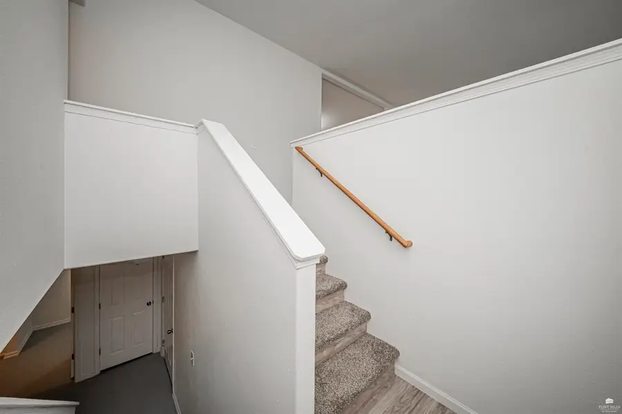 604 Jerry Drive, Junction City, KS 66441 - Image #2