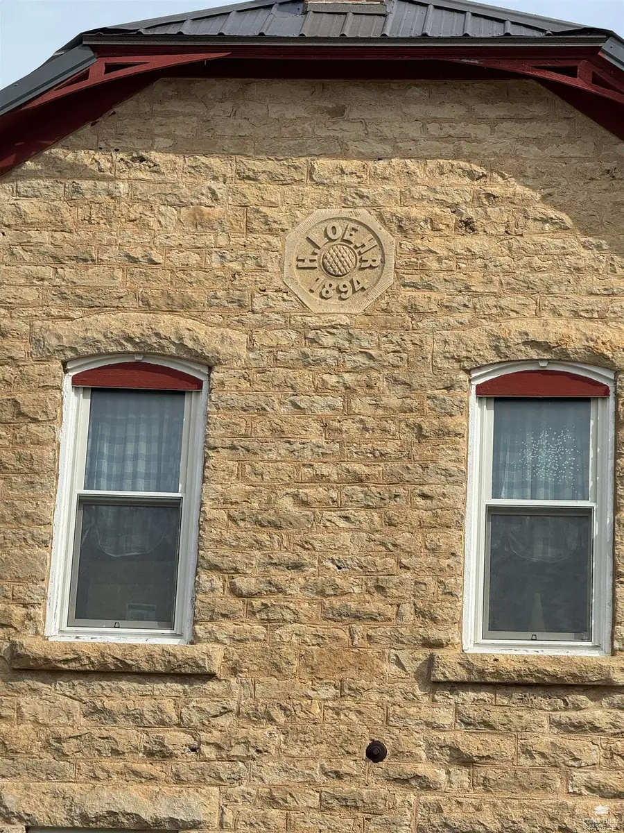 22507 Hessdale Rd, Alma, KS 66401 - Image #2