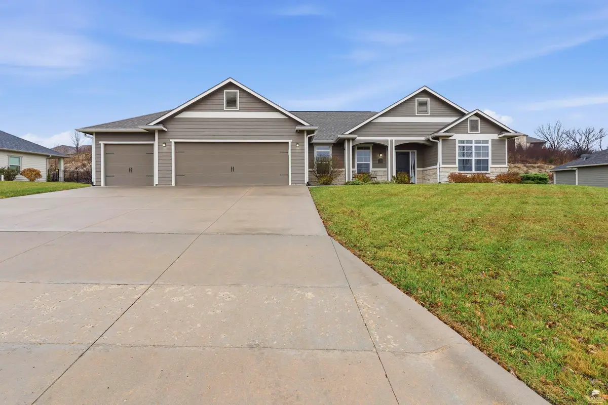 3613 Vanesta Drive, Manhattan, KS 66503 - Image #1
