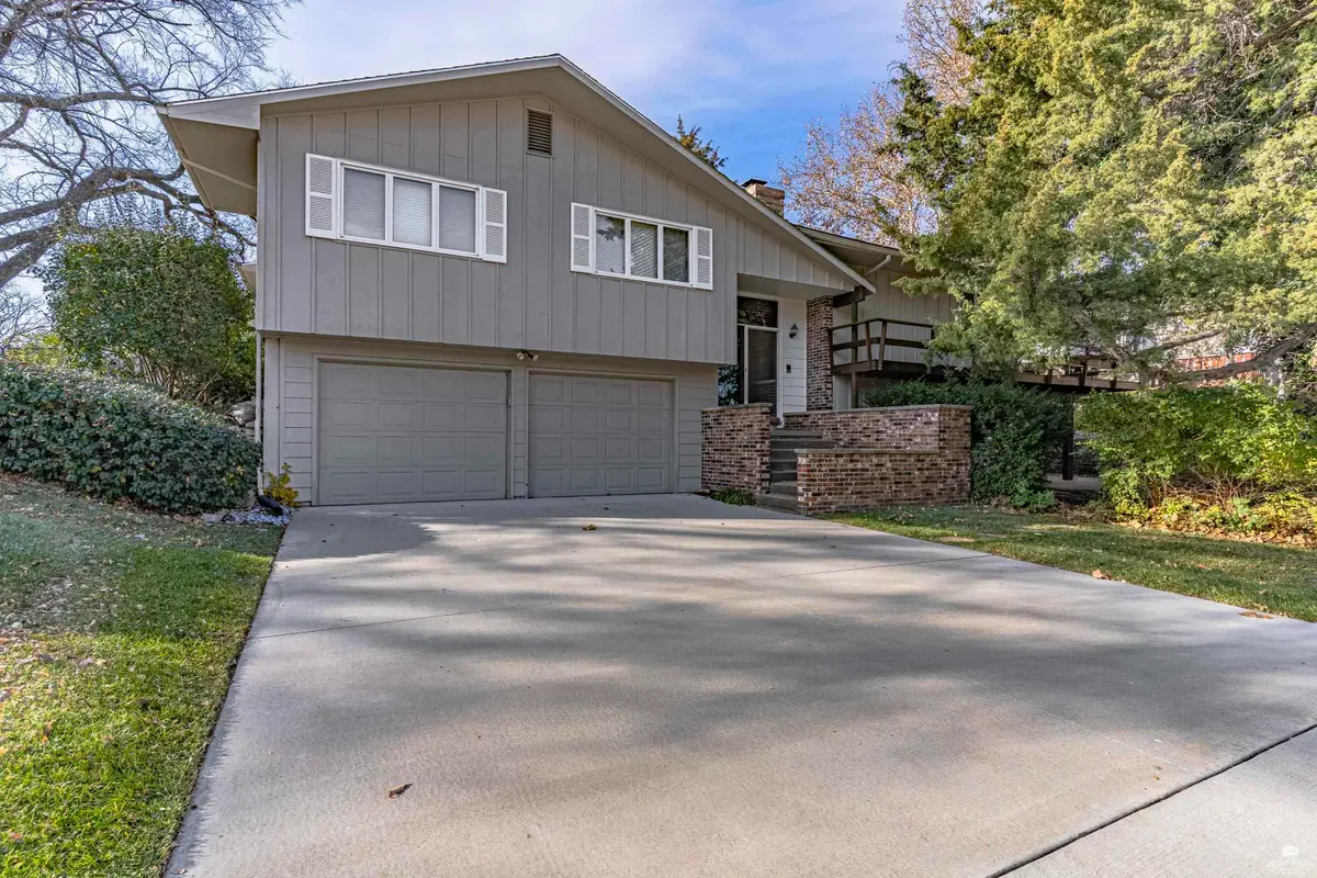 1621 Denholm Drive, Manhattan, KS 66503 - Image #1