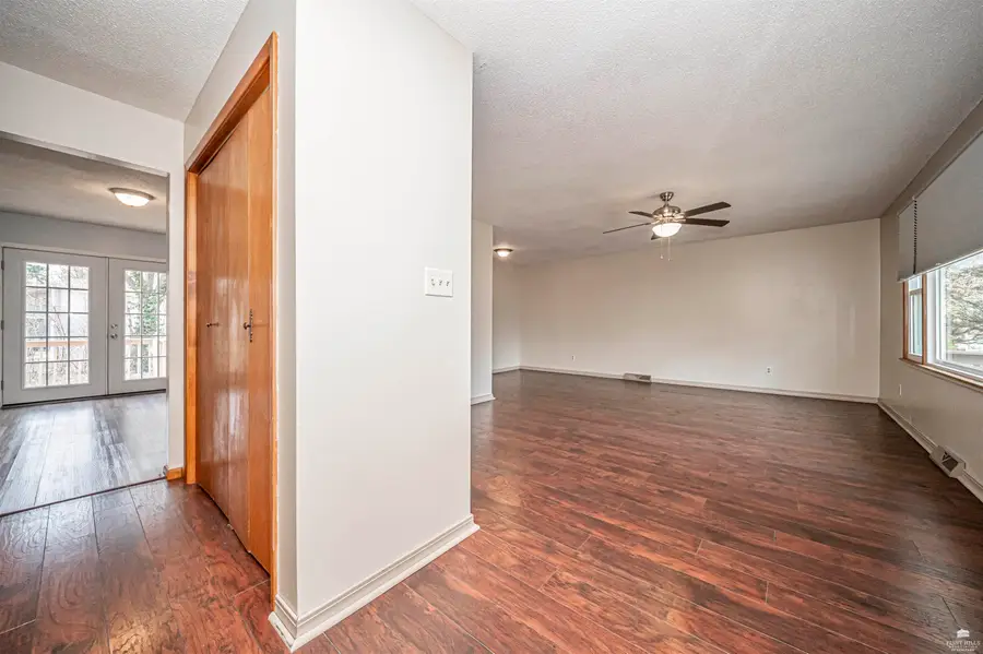 221 S Bridge Street, Enterprise, KS 67441 - Image #3