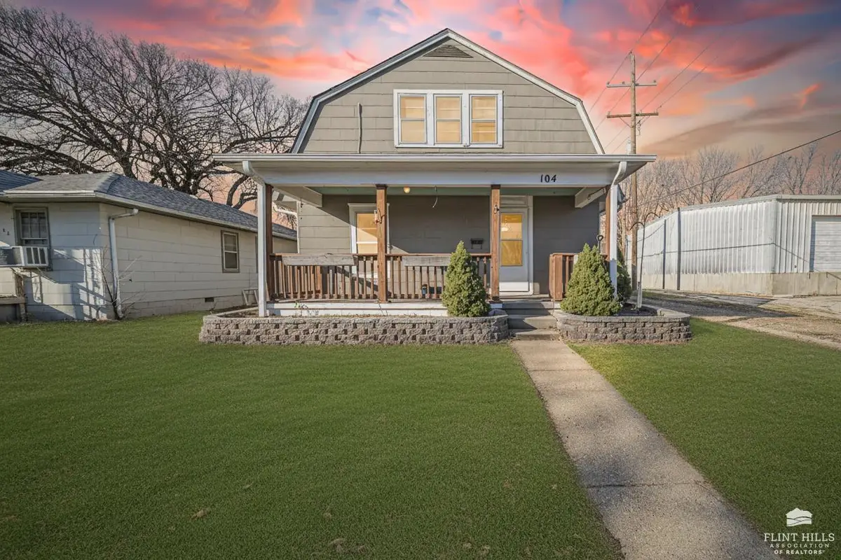 104 N Brown, Abilene, KS 67410 - Image #1