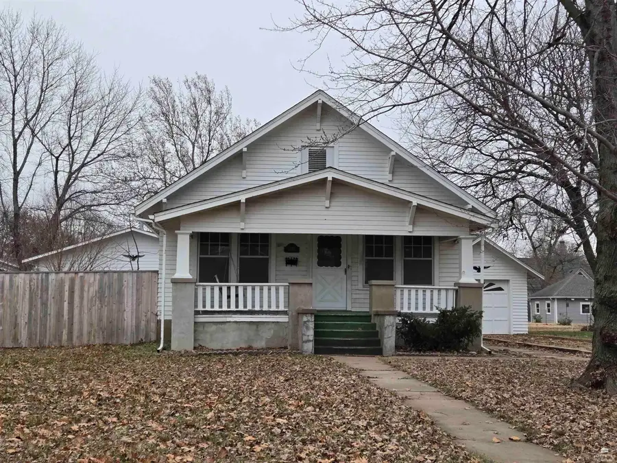305 N Rogers Avenue, Abilene, KS 67410 - Image #2