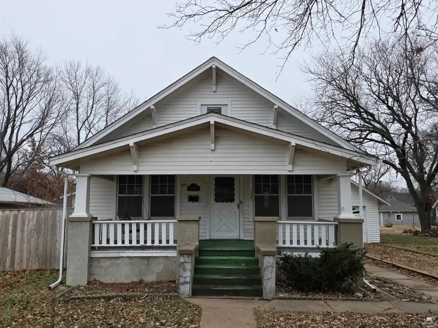 305 N Rogers Avenue, Abilene, KS 67410 - Image #3