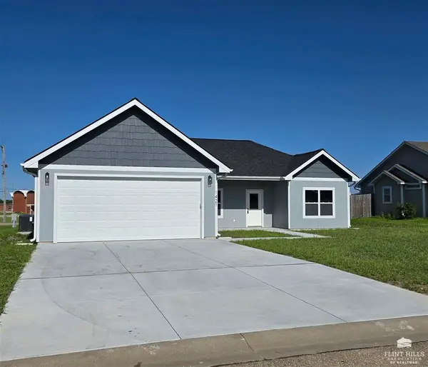 1403 Gehrke Court, Herington, KS 67449