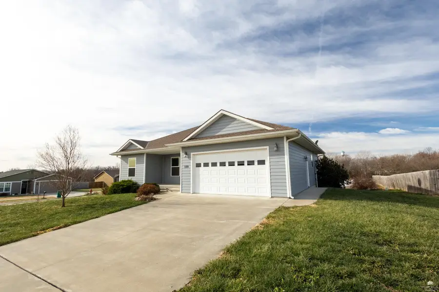 109 Bird Dog Drive, Riley, KS 66531 - Image #2