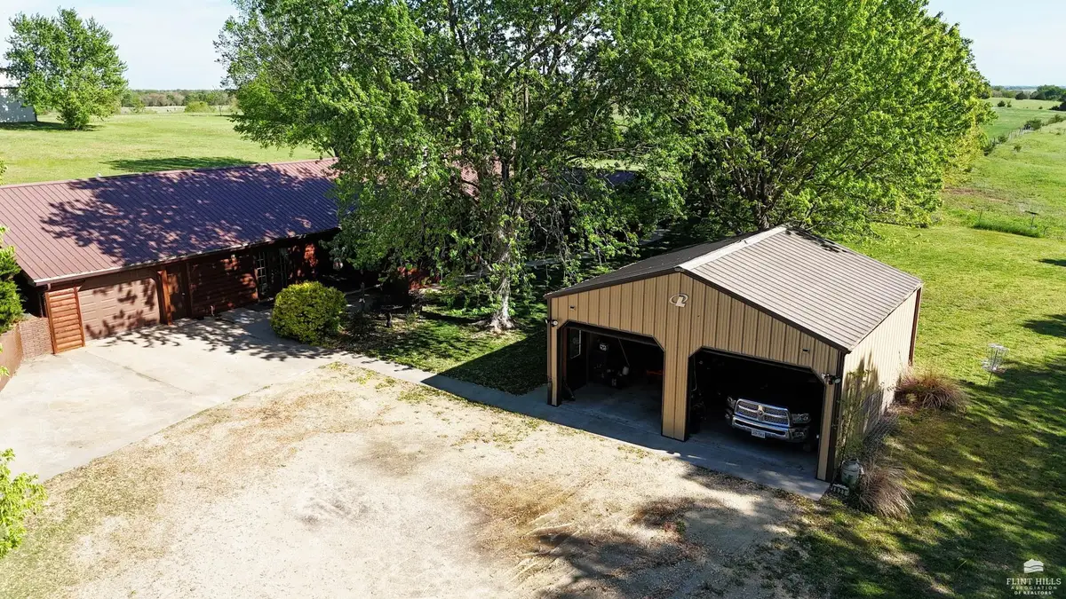 821 E Stockholm Street, White City, KS 66872 - Image #1